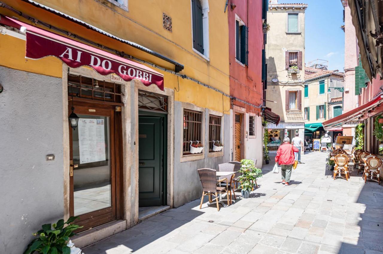 Arsenale Duplex Apartment Venice Luaran gambar